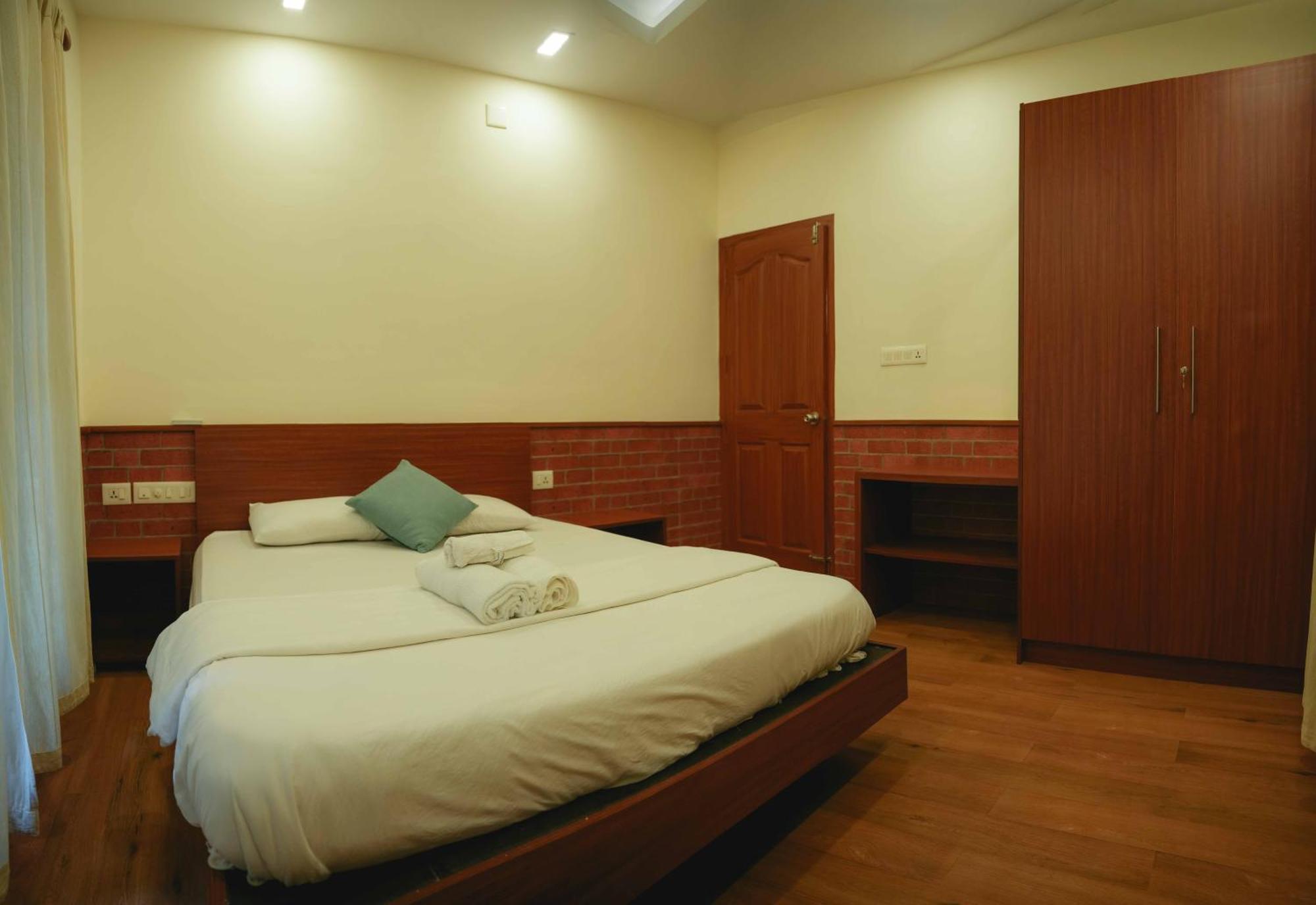Waves And Shores Beach Villa 马拉利库兰 外观 照片